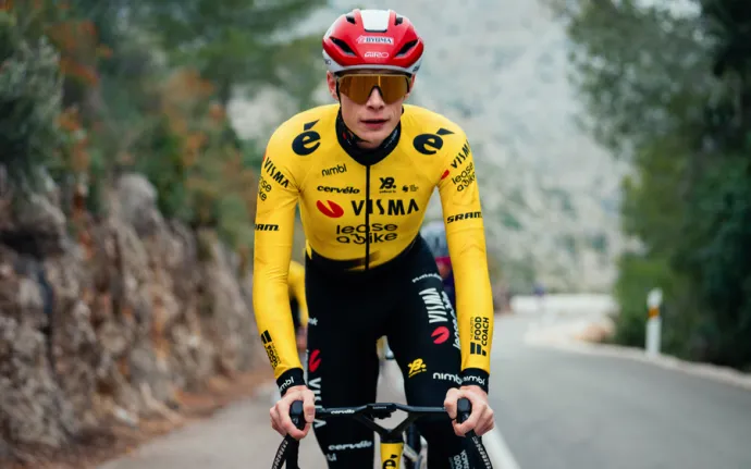 Vingegaard začne sezonu později. Start na UAE Tour vynechá