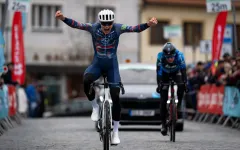 Úvodní závod Škoda Cupu ovládl Voltr. Bíteš rozhodl závěrečný spurt