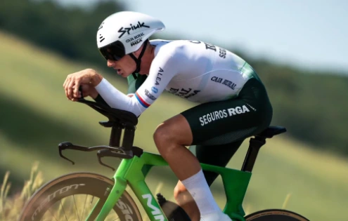 Jaume Guardeno, týmový kolega Jakuba Otruby, bojuje po nehodě na JIP