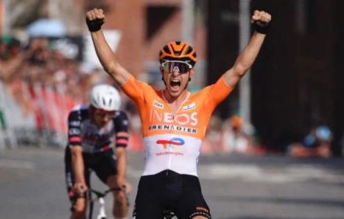 Axel Laurance ovládl třetí etapu v Baskicku, lídrem závodu zůstává Seixas