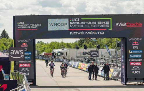 UCI ruší letošní ročník Světového poháru horských elektrokol