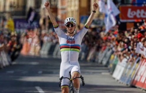 Kontroverzní pokuta pro Pogačara po Lutychu je anulována, případ je uzavřen