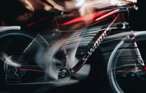 Specialized Epic 9: hmotnost kolem 8,5 kg a maximální efektivita