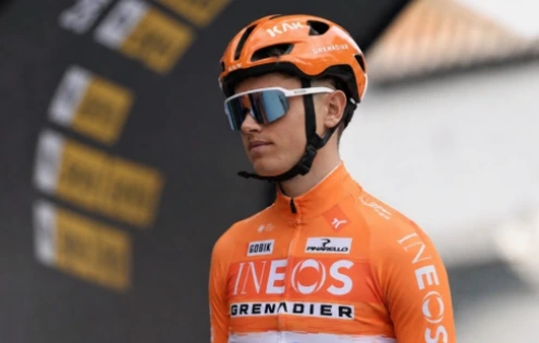 Další rána pro Ineos. Nemocný Oscar Onley předčasně končí na Kolem Romandie