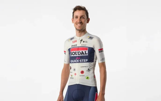 Soudal-QuickStep vyrazí na Giro v krémovém. Vzdá hold 150 letům značky Castelli