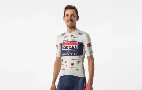 Soudal-QuickStep vyrazí na Giro v krémovém. Vzdá hold 150 letům značky Castelli