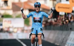Vollering slaví triumf na Giru. Nizozemka zkompletovala sbírku Grand Tours