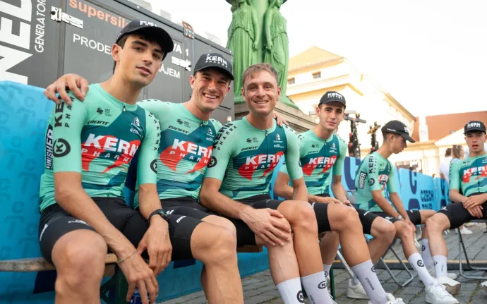 Leopold Konig odhalil další posilu. Na Czech Tour dorazí Equipo Kern Pharma