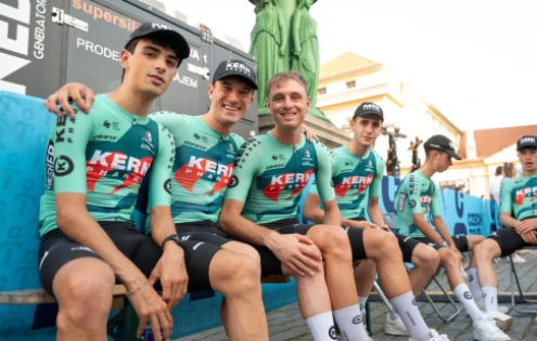 Leopold Konig odhalil další posilu. Na Czech Tour dorazí Equipo Kern Pharma