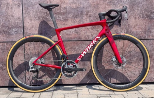 Specialized představil nový Tarmac SL9. Je rychlejší než Cervélo i Colnago