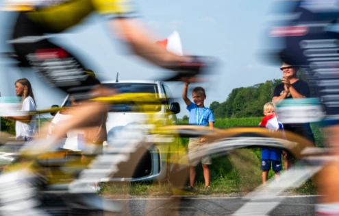 Závěr třetí etapy Tour bude bez diváků. Pyreneje sužují rozsáhlé lesní požáry