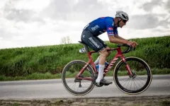 Van der Poel volí netradiční přípravu na MS. Místo Kanady zamíří do Lucemburska
