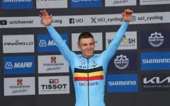 Evenepoel varuje Van der Poela a Van Aerta. Mistrovství světa může potrápit těžší jezdce