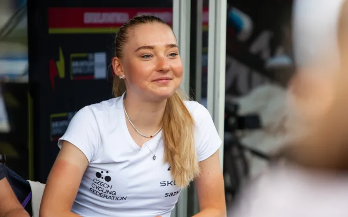 Český supertalent Barbora Bukovská podepsala čtyřletou smlouvu s týmem Fenix-Premier Tech