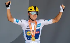 Rána pro českou cyklistiku. Zraněný Mathias Vacek vynechá evropský šampionát