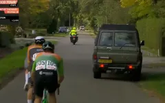 Další incident s autem na trati, jen čtyři dny po protestu na Lombardii
