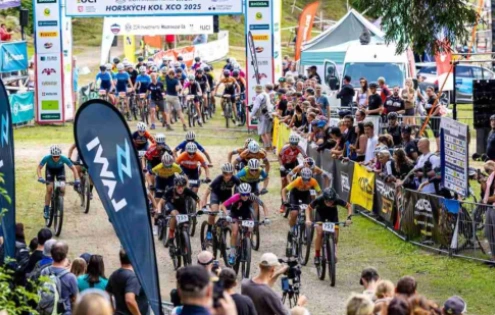 Sáska a Holubová ovládli český šampionát v cross-country