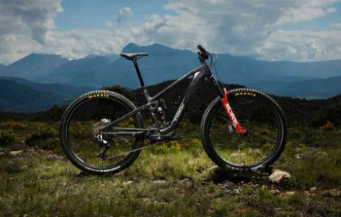 Trek představuje novou univerzálnější platformu Fuel: tři kola v jednom