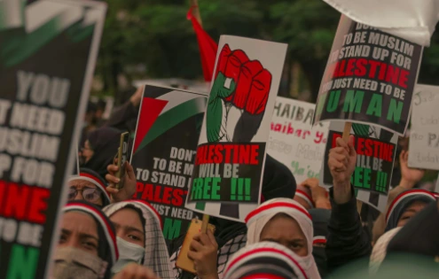 Propalestinští aktivisté narušili cíl, jedenáctá etapa Vuelty je bez vítěze