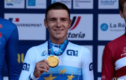Evenepoel a Reusserová kralovali časovce na ME. Vacek dojel sedmý