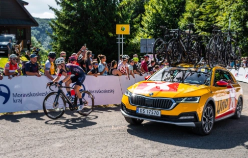 Uno-X má nakročeno do WorldTour, Cofidis po dramatickém závěru sezony sestupuje