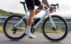 Wilier představil nový Filante ID2, který šetří 14 wattů při rychlosti 40 km/h