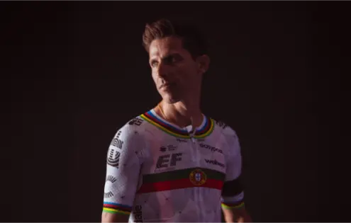 Bývalý mistr světa Costa ukončil profesionální kariéru