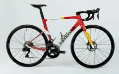 EF Pro Cycling prodává své závodní kola Cannondale SuperSix EVO