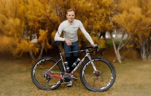 Petr Vakoč bude sedlat kola britské značky Factor