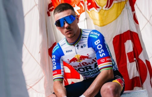 Jaké podmínky si Remco Evenepoel nadiktoval při přestupu do Red Bull–Bora–Hansgrohe?